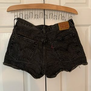 501 Black levi shorts